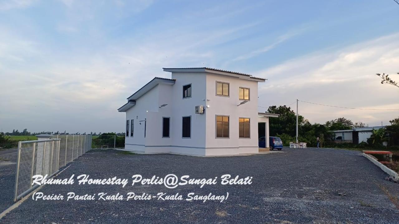 Rhumah Sungai Belati Villa Simpang Empat  Buitenkant foto